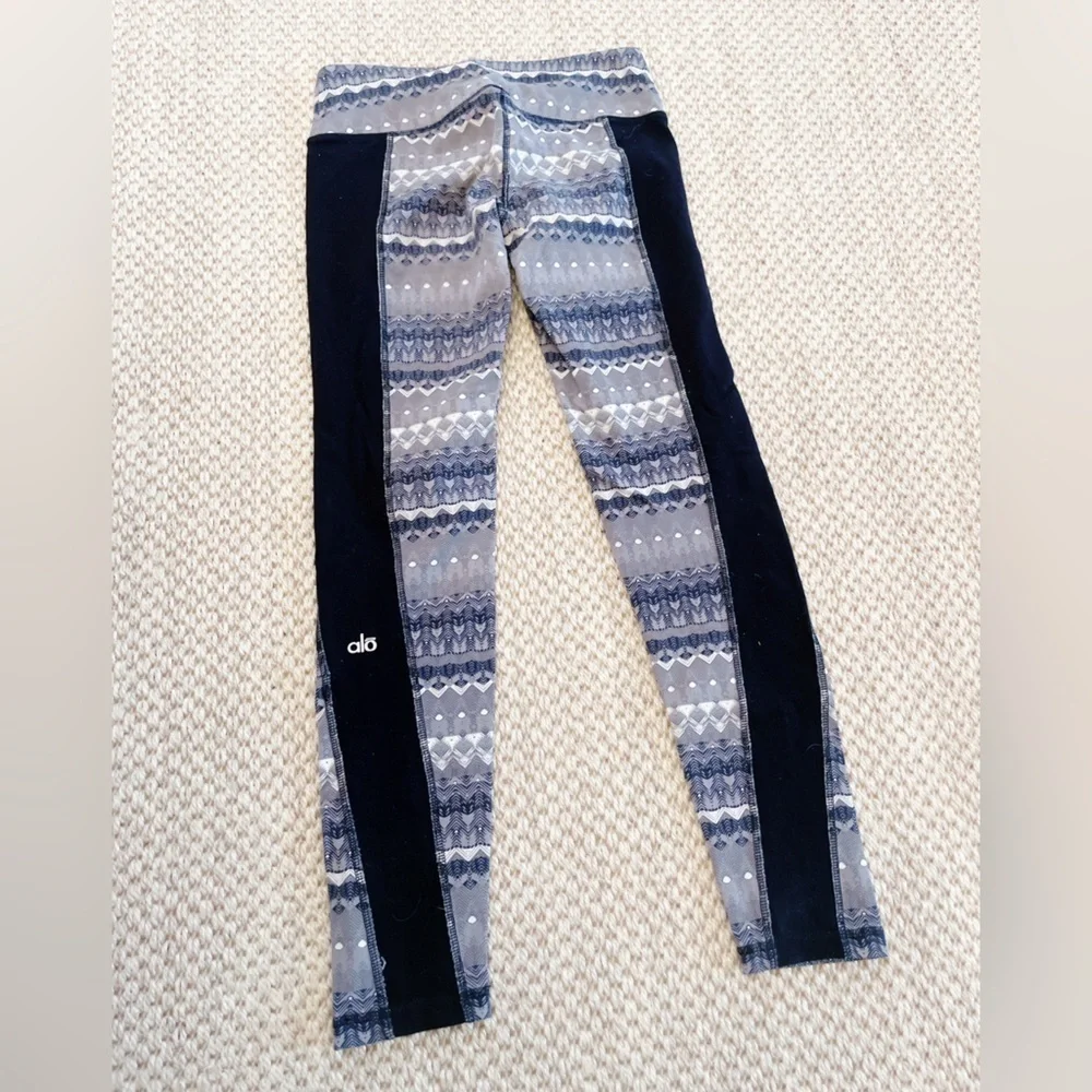 Alo Womens Yoga Performance Leggings Illusion 3 Tribal Print Gray Black Size S